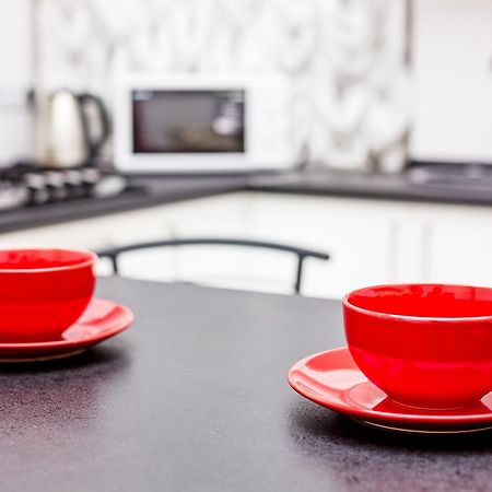 Designer Apartment Зі Світлом! Lviv Extérieur photo
