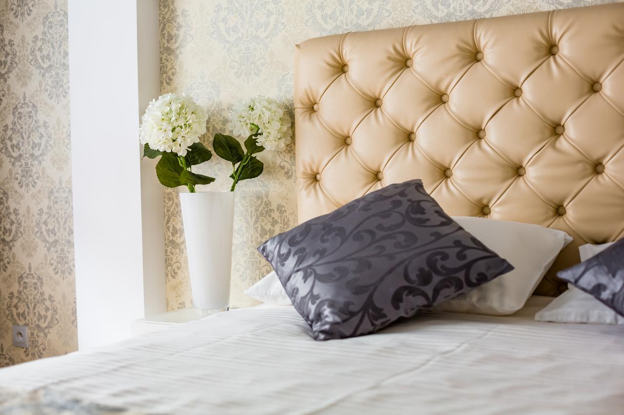 Designer Apartment Зі Світлом! Lviv Extérieur photo